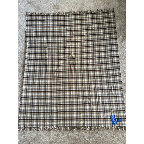 Pendleton Vintage 1990s Gray Tan Plaid Wool Fringe Blanket Deadstock 54” x 66” - Picture 1 of 4